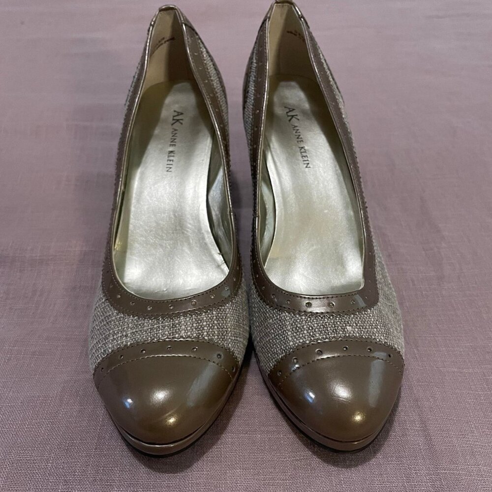 AK Anne Klein Womens Heels Size 8M